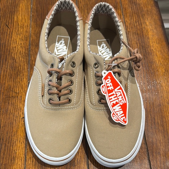 Vans Beige Canvas Sneakers with Patterned Lining - Picture 2 of 5